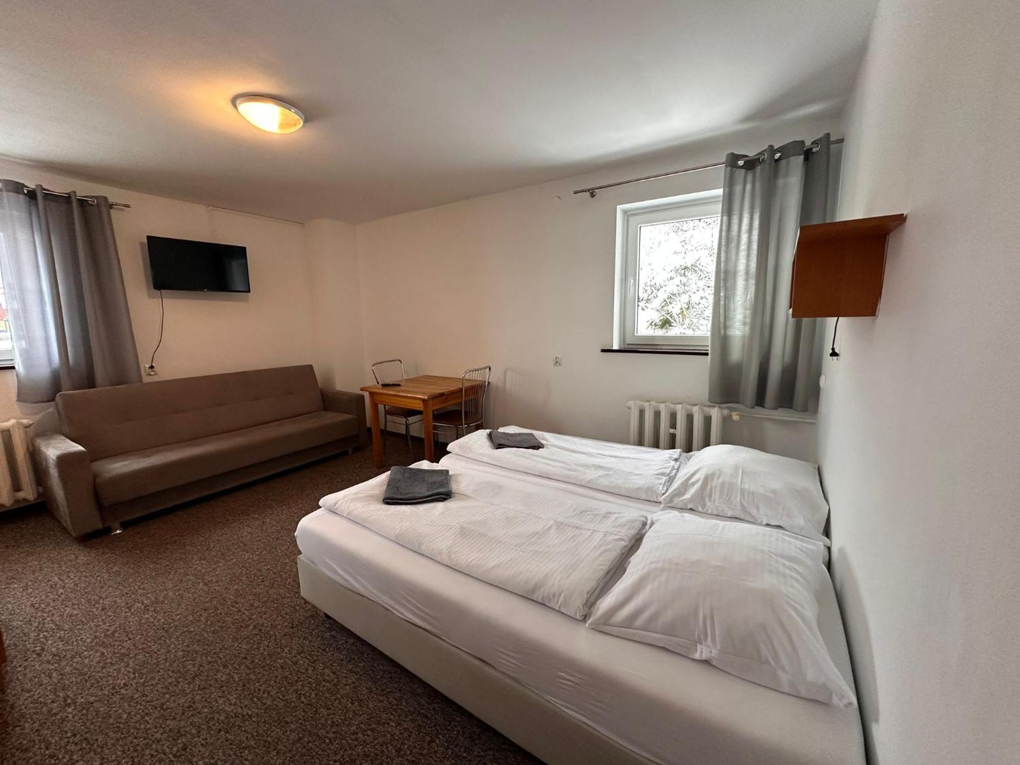 Straszny Dwor Hotel Duszniki Zdroj Phòng bức ảnh